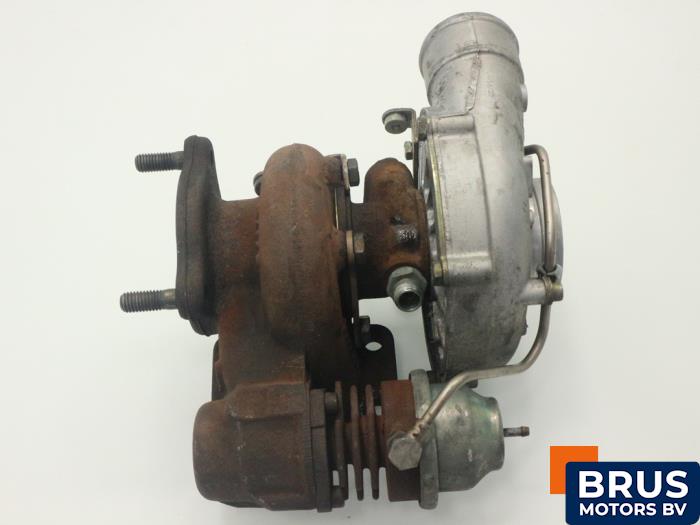 Używane Turbo Volvo V70 (GW/LW/LZ) 2.5 TDI Cena € 90,75 Z VAT oferowane przez Brus Motors BV