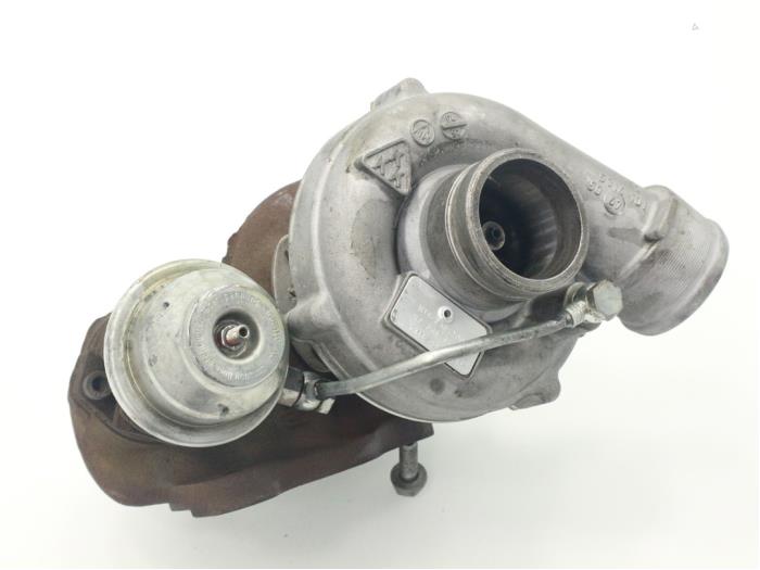 Turbo from a Peugeot 306 (7A/C/S) 1.9 DT 1997