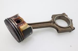 Used Connecting rod Ford Mondeo III 1.8 16V Price € 90,75 Inclusive VAT offered by Brus Motors BV