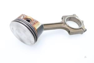 Used Connecting rod Ford Mondeo III 1.8 16V Price € 90,75 Inclusive VAT offered by Brus Motors BV
