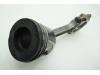 Connecting rod from a Nissan X-Trail (T30), 2001 / 2013 2.2 dCi 16V 4x2, SUV, Diesel, 2 184cc, 100kW (136pk), FWD, YD22ETI, 2003-12 / 2013-01, T30 2006