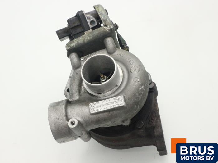 Usagé Turbo Mercedes S (W220) 4.0 S-400 CDI Prix € 363,00 Prix TTC proposé par Brus Motors BV