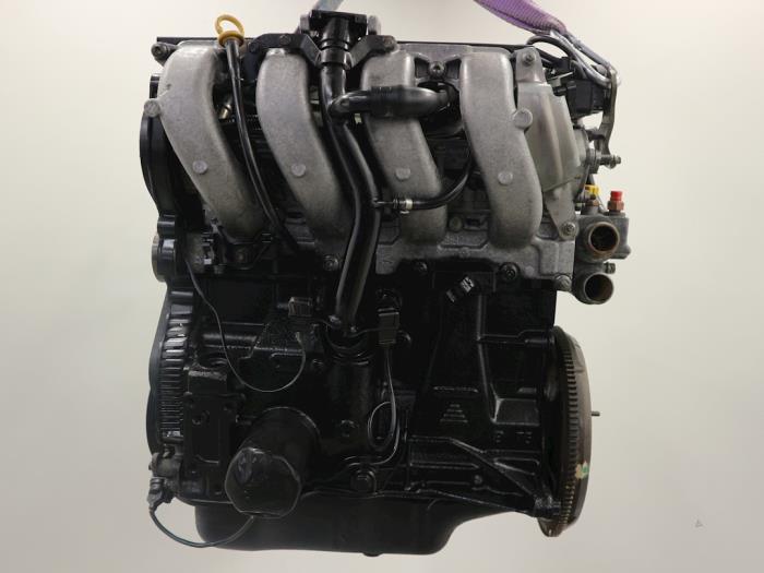 Engine from a Fiat Palio Weekend (178D) 1.6 16V 2000