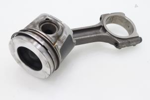 Used Connecting rod Renault Laguna Coupé (DT) 2.0 dCi 16V 175 FAP Price € 90,75 Inclusive VAT offered by Brus Motors BV
