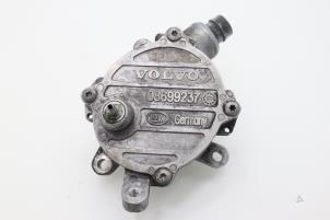 Used Vacuum pump (petrol) Volvo S60 I (RS/HV) 2.4 D5 20V Price € 60,50 Inclusive VAT offered by Brus Motors BV