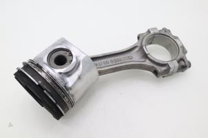 Used Connecting rod Volkswagen LT II 28/35/46 2.8 TDI Price € 90,75 Inclusive VAT offered by Brus Motors BV