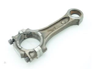 Used Connecting rod Volkswagen LT II 28/35/46 2.8 TDI Price € 90,75 Inclusive VAT offered by Brus Motors BV