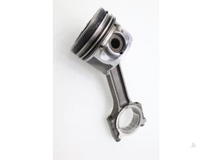 Used Connecting rod Renault Clio II Societe (SB) 1.5 dCi 65 Price € 90,75 Inclusive VAT offered by Brus Motors BV