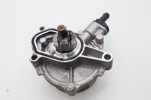 Used Vacuum pump (diesel) Kia Cee'd (EDB5) 1.6 CRDi 16V Price € 90,75 Inclusive VAT offered by Brus Motors BV