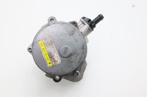 Usados Bomba de vacío (diésel) Kia Cee'd (EDB5) 1.6 CRDi VGT 16V Precio € 90,75 IVA incluido ofrecido por Brus Motors BV