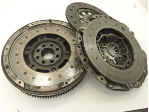 Used Dual mass flywheel BMW 3 serie (E46/4) 318d 16V Price € 242,00 Inclusive VAT offered by Brus Motors BV