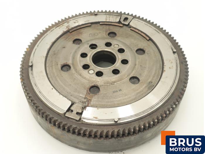 Gebrauchte Doppelte Masse Schwungrad BMW 3 serie (E46/4) 318d 16V Preis € 242,00 Mit Mehrwertsteuer angeboten von Brus Motors BV