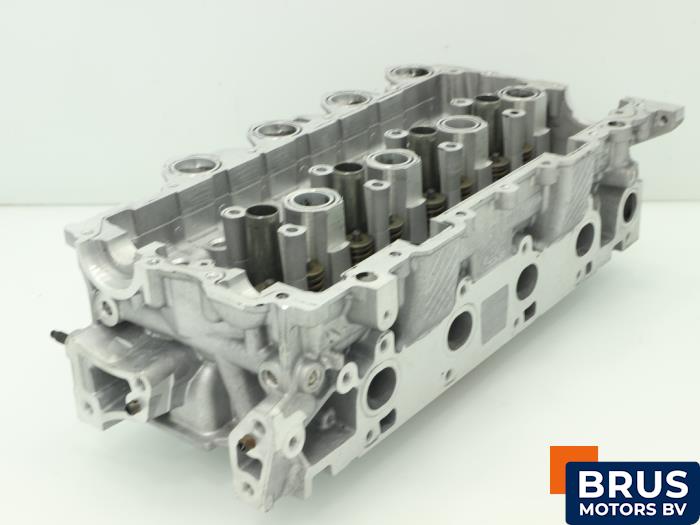 Cylinder head Ford Fiesta VI 1.6 TDCi 16V Van 9655911480 HHJA