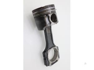 Used Connecting rod Ssang Yong Rexton 2.7 Xdi RX/RJ 270 16V Price € 90,75 Inclusive VAT offered by Brus Motors BV