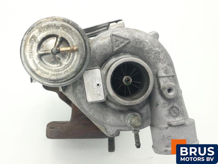 Usagé Turbo Volkswagen LT II 28/31/35 2.5 TDi Prix € 302,50 Prix TTC proposé par Brus Motors BV