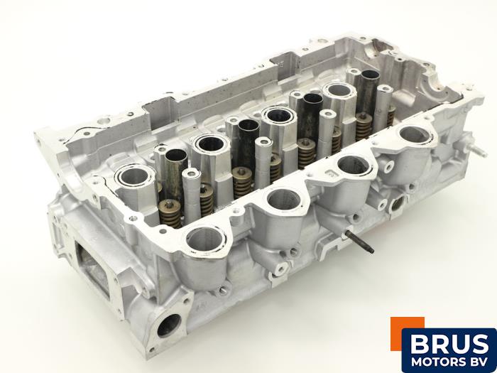 Usagé Culasse Ford Focus 2 Wagon 1.6 TDCi 16V 110 Prix € 181,50 Prix TTC proposé par Brus Motors BV