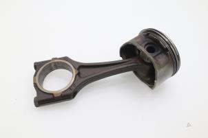 Used Connecting rod Opel Frontera (6B) 2.2i 16V Sport Price € 90,75 Inclusive VAT offered by Brus Motors BV