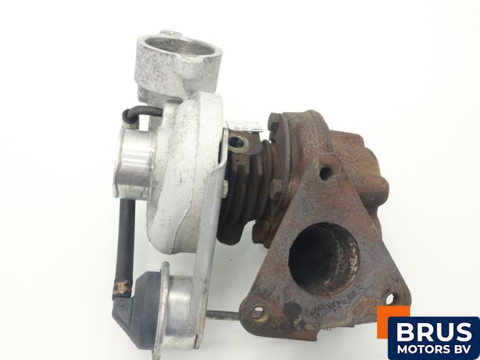 Używane Turbo Peugeot 406 (8B) 1.9 dt Cena € 302,50 Z VAT oferowane przez Brus Motors BV