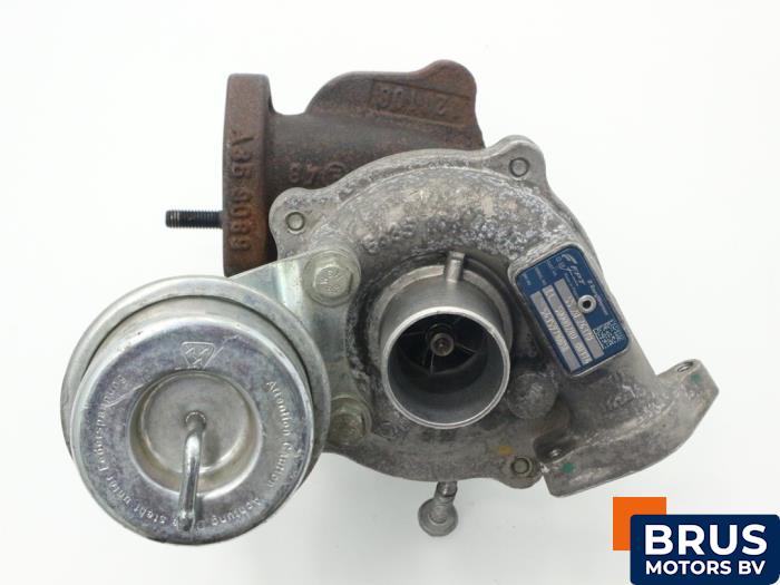 Usagé Turbo Fiat Panda (169) 1.3 D 16V Multijet Climbing 4x4 Prix € 302,50 Prix TTC proposé par Brus Motors BV
