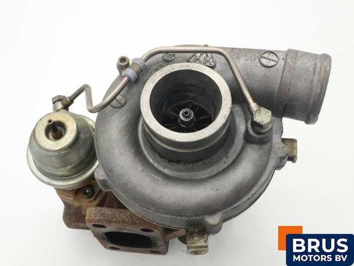 Używane Turbo Volvo V70 (SW) 2.4 D5 20V AWD Cena € 90,75 Z VAT oferowane przez Brus Motors BV