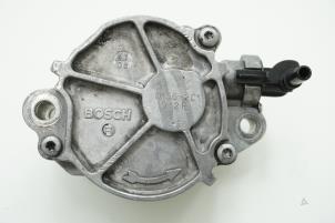 Usados Bomba de vacío (diésel) Peugeot 207 SW (WE/WU) 1.6 HDi 16V Precio € 60,50 IVA incluido ofrecido por Brus Motors BV