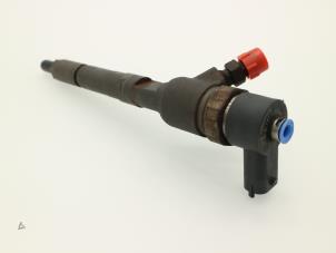Used Injector (diesel) Opel Combo (Corsa C) 1.3 CDTI 16V Price € 90,75 Inclusive VAT offered by Brus Motors BV