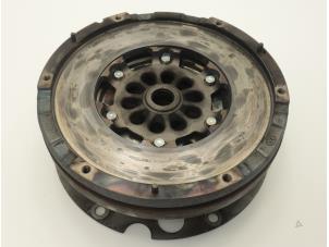 Used Dual mass flywheel Audi A5 (8T3) 2.7 TDI V6 24V Price € 302,50 Inclusive VAT offered by Brus Motors BV