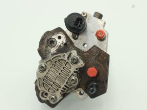 Used Mechanical fuel pump Peugeot 407 (6D) 1.6 HDi 16V Price € 90,75 Inclusive VAT offered by Brus Motors BV