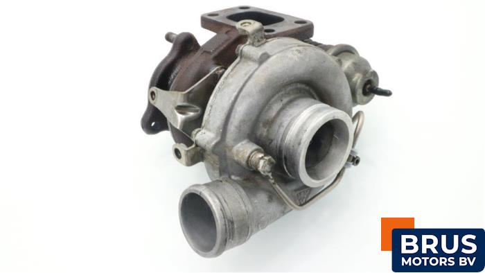 Używane Turbo Volvo V70 (GW/LW/LZ) 2.5 TDI Cena € 90,75 Z VAT oferowane przez Brus Motors BV