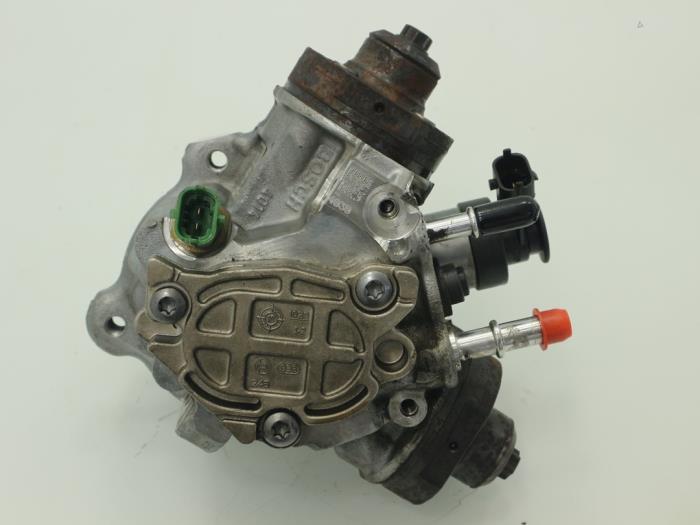 Pompe carburant mécanique d'un Land Rover Discovery IV (LAS) 3.0 SD V6 24V 2012