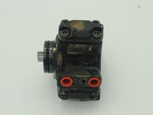 Used Mechanical fuel pump Mercedes C (W203) 2.2 C-220 CDI 16V Price € 181,50 Inclusive VAT offered by Brus Motors BV