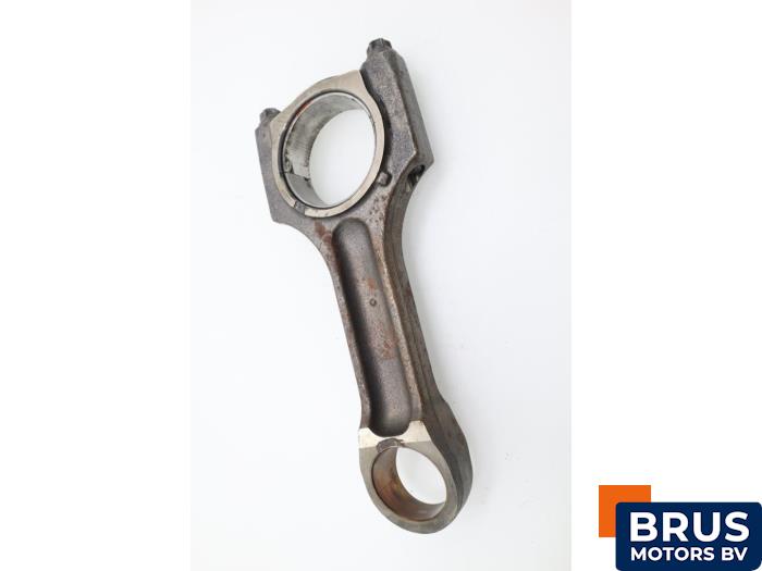 Usagé Bielle BMW 3 serie (E90) 325d 24V Prix € 90,75 Prix TTC proposé par Brus Motors BV