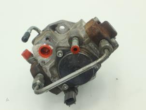 Usados Bomba de gasolina mecánica Nissan Navara (D40) 2.5 dCi 16V Precio € 181,50 IVA incluido ofrecido por Brus Motors BV