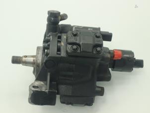 Used Mechanical fuel pump Renault Scénic II (JM) 1.5 dCi 105 Price € 151,25 Inclusive VAT offered by Brus Motors BV