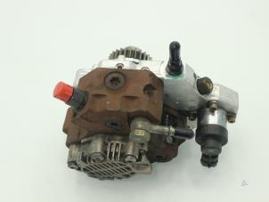 Usados Bomba de gasolina mecánica Renault Espace (JK) 2.0 dCi 16V 130 FAP Precio € 211,75 IVA incluido ofrecido por Brus Motors BV