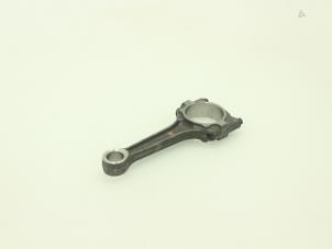 New Connecting rod Opel Astra G (F08/48) 1.6 16V Twin Port Price € 121,00 Inclusive VAT offered by Brus Motors BV
