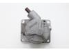 Vacuum pump (diesel) from a Iveco New Daily III, 1999 / 2007 35C13V,S13V, Delivery, Diesel, 2.798cc, 92kW (125pk), RWD, 814043S, 1999-05 / 2006-03 2006