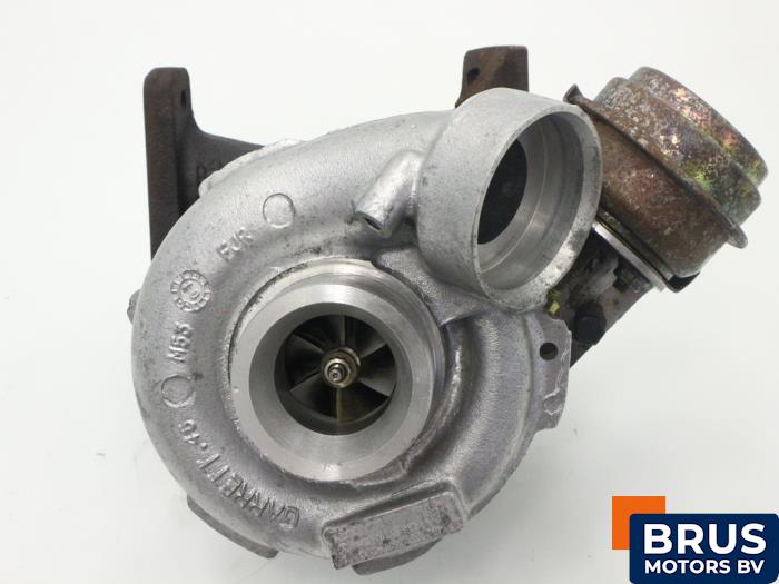 Używane Turbo Mercedes E Combi (S210) 2.2 E-220 CDI 16V Cena € 302,50 Z VAT oferowane przez Brus Motors BV