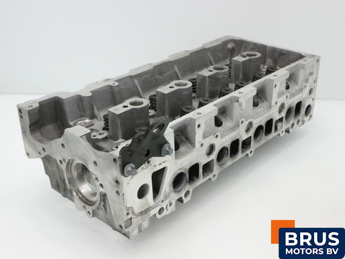 Usagé Culasse Mercedes C (W203) 2.2 C-220 CDI 16V Prix € 363,00 Prix TTC proposé par Brus Motors BV