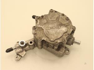 Used Mechanical fuel pump Volkswagen Golf V (1K1) 1.9 TDI Price € 60,50 Inclusive VAT offered by Brus Motors BV