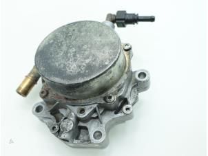 Used Vacuum pump (diesel) Landrover Range Rover Sport (LS) 4.4 V8 32V SE Price € 90,75 Inclusive VAT offered by Brus Motors BV