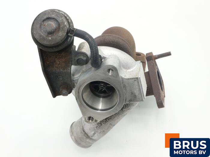 Usados Turbo Ford Transit 2.4 TDCi 16V Precio € 302,50 IVA incluido ofrecido por Brus Motors BV