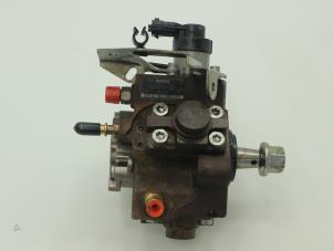 Used Mechanical fuel pump Peugeot 207 SW (WE/WU) 1.6 HDi 16V Price € 90,75 Inclusive VAT offered by Brus Motors BV