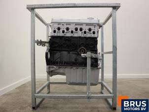 Motor van een Volkswagen LT II 28/35/46 2.5 TDi 2006