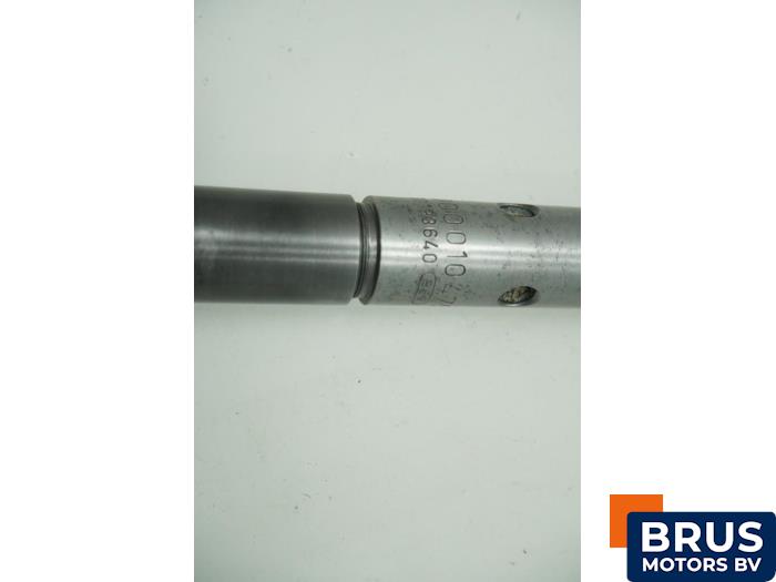 Usagé Injecteurs Mercedes E (VF210) 2.9 E-290 TDI Prix € 60,50 Prix TTC proposé par Brus Motors BV
