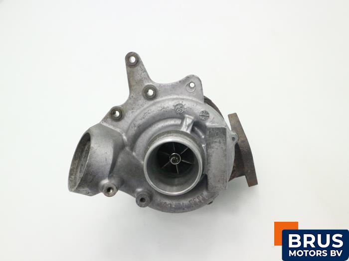 Używane Turbo Mercedes Vito (639.6) 2.2 113 CDI 16V Euro 5 Cena € 272,25 Z VAT oferowane przez Brus Motors BV