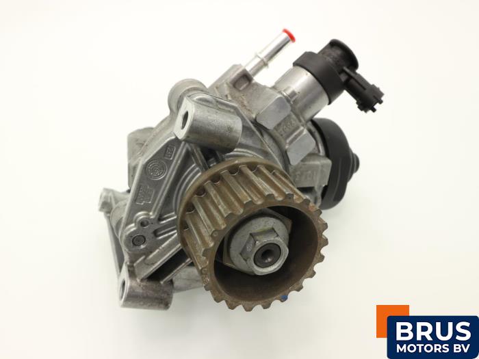 Begagnade Mekanisk bränslepump Mercedes Citan (415.6) 1.5 111 CDI Pris € 211,75 Inklusive moms erbjuds av Brus Motors BV