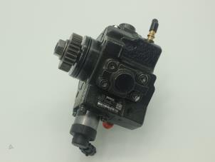 Used Mechanical fuel pump Renault Scénic III (JZ) 1.6 Energy dCi 130 Price € 211,75 Inclusive VAT offered by Brus Motors BV