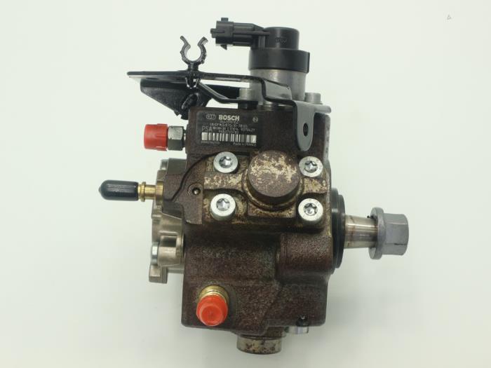 Mechanical fuel pump from a Peugeot Partner (GC/GF/GG/GJ/GK) 1.6 HDI 90 16V 2011