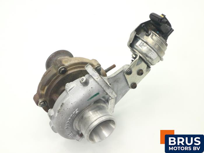 Usados Turbo Opel Astra J Sports Tourer (PD8/PE8/PF8) 2.0 CDTI 16V 165 Precio € 211,75 IVA incluido ofrecido por Brus Motors BV